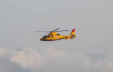 Reanimatie op Wipmolen in Mijdrecht, traumahelikopter gealarmeerd